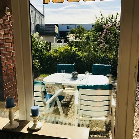 Ferienwohnung Glueck By Kuestenbuden Groemitz *